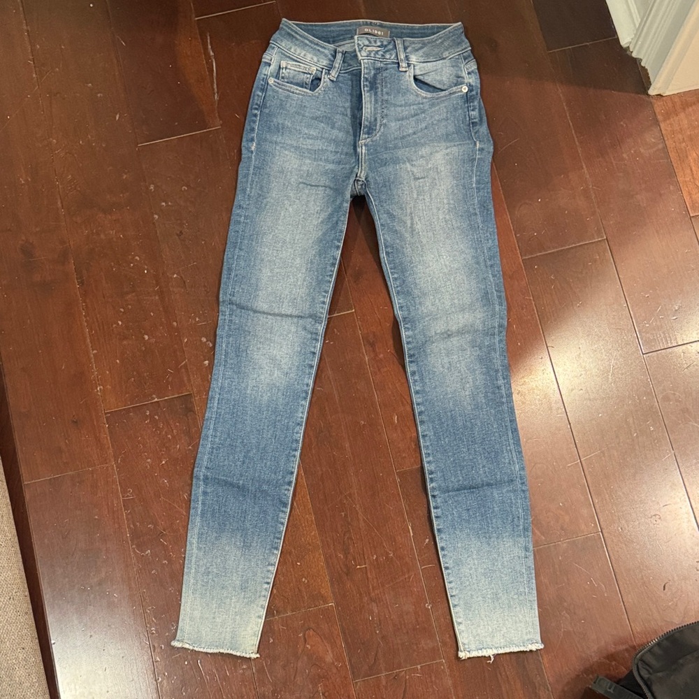 NWOT DL1961 Women's Jeans Size 24